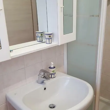 M2bo Dossetti 27 - Fiera Lägenhet *