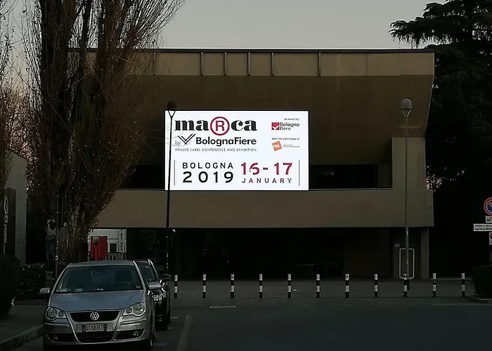 M2bo Dossetti 27 - Fiera Μπολόνια